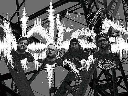 NOISES – Směřování bylo jasný, chtěli jsme si zahrát rychle, v uvozovkách krátce a ať to má tlak.