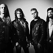 TRAHIR vydává své debutové album Whose Hearts Petrified