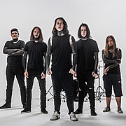Plzeňská metalová úderka NOTHING LEFT TO SAY má venku nový singl "Trny"