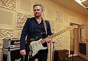 Kytarista Evžen Hofmann vydává instrumentální CD