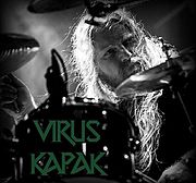 VIRUS KAPAK / SATAN KLAUS FEST