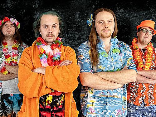 EJAKULUJÍCÍ KOKOS – „Deset otázek“