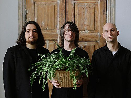 Přímo z okupované Ukrajiny přiváží STONED JESUS materiál z chystané desky, zazní na koncertě v Praze - info