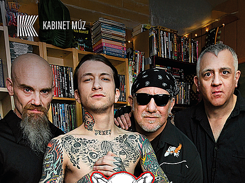 Zakládající člen KYUSS a QOTSA Nick Oliveri zahraje v Brně s punk rockovými legendami DWARVES - info
