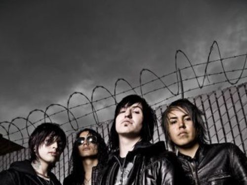 ESCAPE THE FATE a EMERY zavítají do Prahy o velikonočním pondělí - info