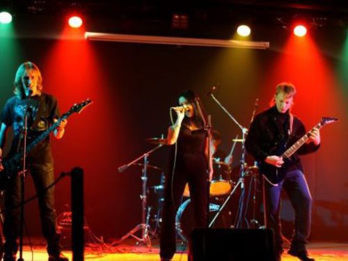GREYMON – Západočeští představitelé pompézního rocku