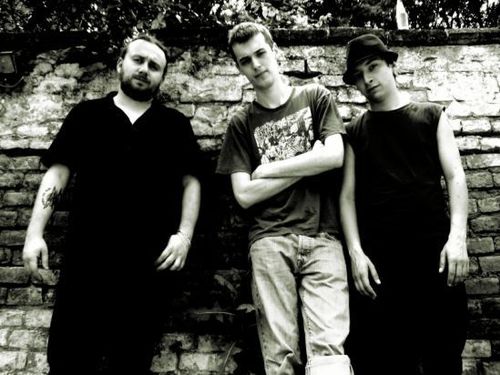 MOTHERPIG &#8211; Bosňan, Chorvat a Mexičan v jedné kapele, která si zahrála v Albánii