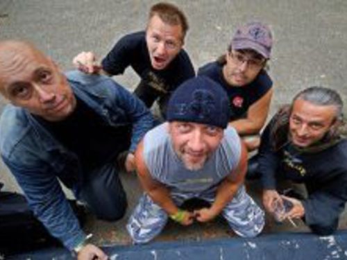 Dvě české punkové legendy SPS a E!E přijedou do Zlína v rámci svého Pogotour 2012! - info