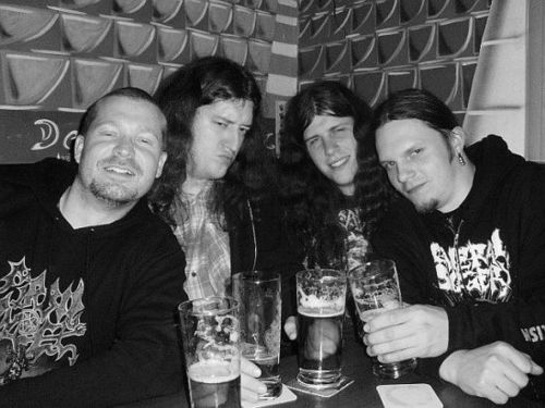 BRUTALLY DECEASED – Nezapomínejte, že old school death metal musí vládnout!