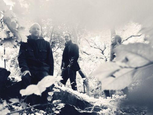 Do Prahy na sklonku podzimu zavítá severské trio TAPE – info