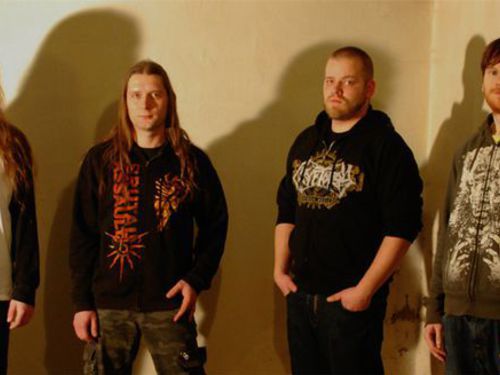 SOUNDLESS – Za prioritu považujeme nahrát materiál se slušným zvukem a hlavně co nejvíce hrát.