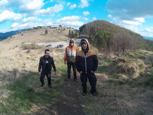 GRINDING JESUS BROTHERS – „Deset otázek“
