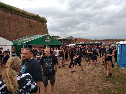 BRUTAL ASSAULT 2019 &#8211; warm up (úterý)