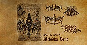 pátek 20. ledna 2023
Melodka, Brno
MALLEPHYR (black death metal)
https://satanath.bandcamp.com/album/sat209-mallephyr-womb-of-worms-2018
MŮRA (death doom metal)
https://muradoom.bandcamp.com/album/doom-invocations-and-narcotic-rituals
SATOR MARTE (black metal)
https://satormarte-map.bandcamp.com/album/engulfed-by-firestorm
SOMNUS AETERNUS (doom metal)
https://somnusaeternus.bandcamp.com/album/exulansis
Mallephyr
Z Mallephyr se za necelých deset let působení poměrně rychle stala jedna z nejlepších kapel na české black/death scéně, za jejímž úspěchem stojí jak skvělé nahrávky, tak výborné koncerty. Není tedy překvapivé, že se už dvakrát ukázali na Brutal Assaultu a hráli i s kapelami jako Dark Funeral, Krisiun, Mgła, Revenge či Sadistic Intent. Obě jejich řadovky rovněž získaly skvělé ohlasy, a jak na debudu Assailing the Holy, tak hlavně na druhé desce Womb of Worms skvěle kloubí to nejlepší z black a death metalu spolu s perfektními hudebními výkony. Co jiného taky očekávat od hudebníků aktivních v hromadě dalších kapel jako Cult of Fire, Somniate, Brutally Deceased nebo Plague Porter? Například materiál z nové, již nahrané desky, kterou částečně představili třeba na pražském koncertu s White Ward a Infernem, kde všechny přítomné zadupali do země a pro mnohé byli nejlepší kapelou večera. Hail Death!
https://satanath.bandcamp.com/album/sat209-mallephyr-womb-of-worms-2018
Můra
Můra se představila loni svým dvacetiminutovým EP Doom Invocations and Narcotic Rituals, o jehož vydání se postaral americký label Caligari Records. Temný death doom metal této pražské bandy mezi další kapely tohoto UG vydavatele skvěle zapadl, nahrávka začala okamžitě sbírat nadšené ohlasy a rychle se vyprodala. Dokonce i známý webzine CVLT Nation označil Doom Invocations and Narcotic Rituals jako pátou nejlepší death doom nahrávku loňského roku. Ani jinde ale chválou a přirovnáním ke kapelám jako Encoffination, Grave Upheaval nebo Temple Nightside nešetří. A přestože Můra hrála v ČR zatím jen pětkrát, má už za sebou koncerty na Brutal Assaultu, elitním deathmetalovém festivalu Tones of Decay nebo také uhrančivé vystoupení v Soulkostele během letošního Soulbönding Tripu. Kapela v současné době dokončuje materiál na svou řadovou desku, takže je jasné, že v lednu kromě loňských songů zazní i nová zhouba. Doom, Death, Decay!
https://muradoom.bandcamp.com/album/doom-invocations-and-narcotic-rituals
Sator Marte
Komando Sator Marte už téměř dvacet let obohacuje moravskou blackmetalovou scénu o smrt a bolest. Tato armáda zkázy má na kontě už tři řadová alba, plus několik EP a splitů, na kterých již několikrát dokázala, že patří mezi nejzběsilejší kapely, co kdy v ČR vznikly. Na svých deskách navíc postupně rozvíjí svou tvář a představuje black metal v trochu odlišné podobě. Debut Termonukleární evoluce byl čistě nenávistný válečný metal, následující Za zdmi zase propracovanější a výrazně atmosféričtější black, a poslední Engulfed by Firestorm pracuje s deathmetalovou intenzitou. Na všech nahrávkách jsou však Sator Marte dostatečně ortodoxní, s vlastní tváří a věrni řemeslu války. A byť to do brněnské Melodky nemají daleko, vzhledem k tomu, že naživo hrají jen zřídka, lze tento koncert považovat za výjimečnou nefestivalovou událost, kde rovněž dojde i na novější materiál. Moravian War Black Metal Machine!
https://satormarte-map.bandcamp.com/album/engulfed-by-firestorm
Somnus Aeternus
Brněnští Somnus Aeternus jsou jednou z věčně hibernujících kapel. Co jiného taky čekat od doomařů? Zároveň lze ale s jistotou říct, že i přes jejich přerušovanou aktivitu se zvládli nesmazatelně zapsat do paměti českých fanoušků doom metalu. Za patnáct let od svého vzniku nahráli dvě alba, z nichž především na druhém Exulansis vydaném u Epidemie Records potvrdili, že pomalé zádumčivé hudbě rozumí a zároveň ji dovedou zajímavě obohatit. Nejen že se z vyloženě pohřebních temp umí přirozeně prokopat až k smrtelné dravosti, ke svému žánru také přistupují dost progresivně a pestře, tudíž nepřeslechnete, že se nejedná o ledajakou doom či death doom smečku. V lednu se Somnus Aeternus proberou z mrtvých a po více než čtyřech letech od přerušení činnosti opět stanou na koncertním pódiu, více než šest let od vydání Exulansis a s materiálem z roky připravované nové desky.
https://somnusaeternus.bandcamp.com/album/exulansis
